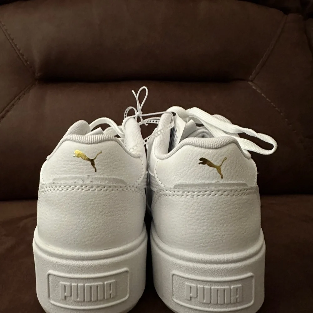 ♦️NEW♦️Puma Platform Tennis Shoes - Picture 5 of 6